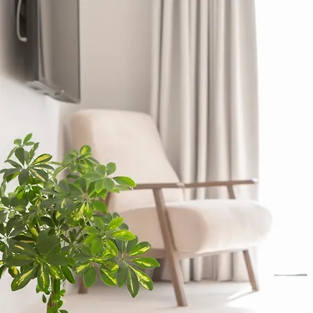 The Two דירה Lefkáda